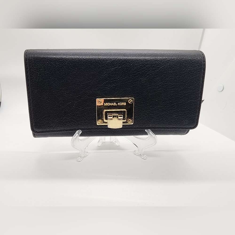 Michael Kors Black Acordian Wallet